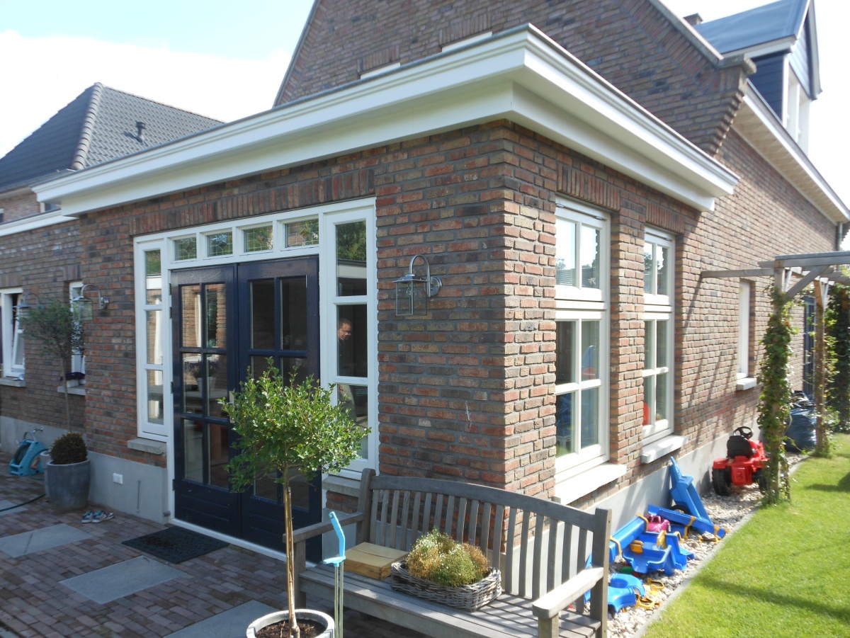 Uitbreiding van een bestaande woning tijdens de verbouwing